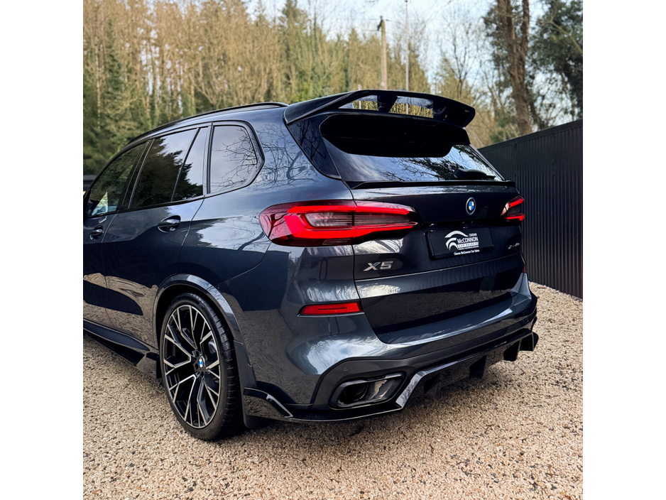 2022 BMW X5 - image 13