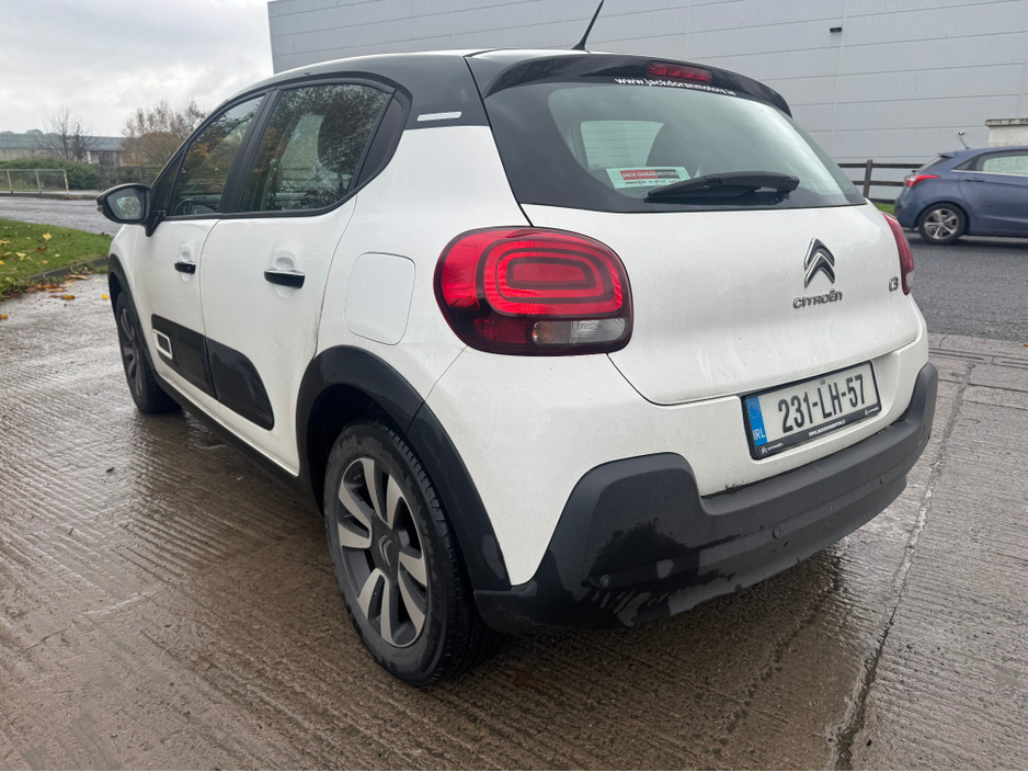 2023 Citroen C3 - image 4
