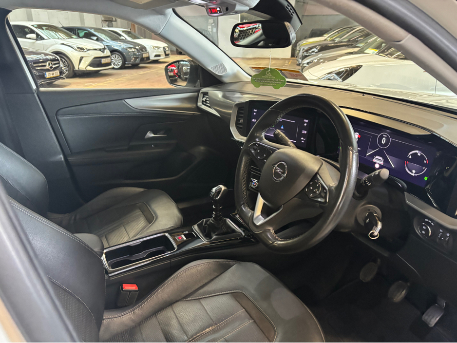 2023 Opel Mokka - image 9