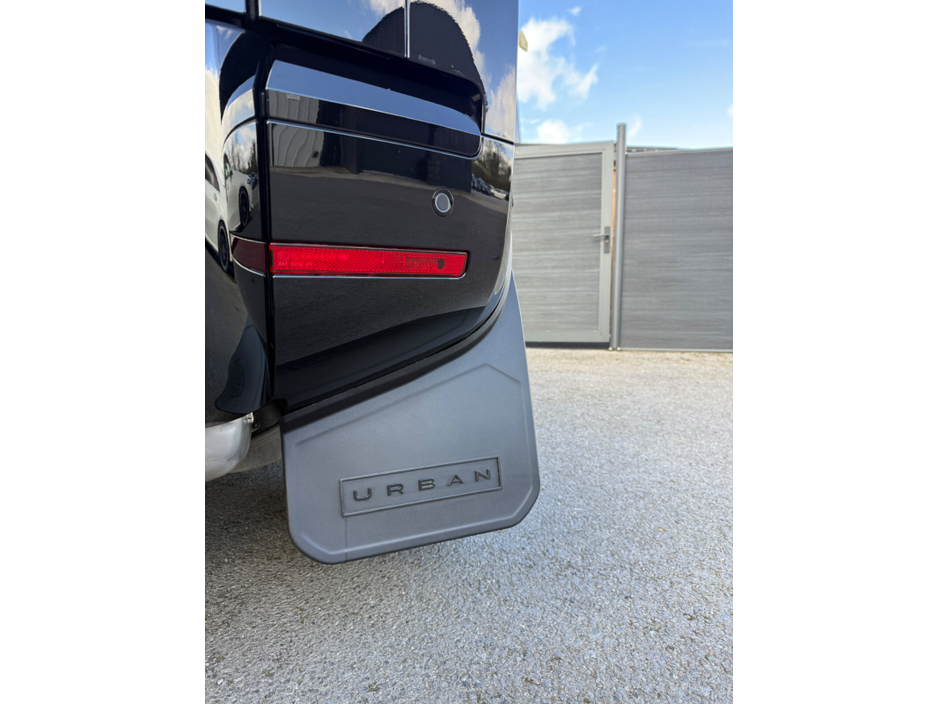 2026 Land Rover Defender - image 16