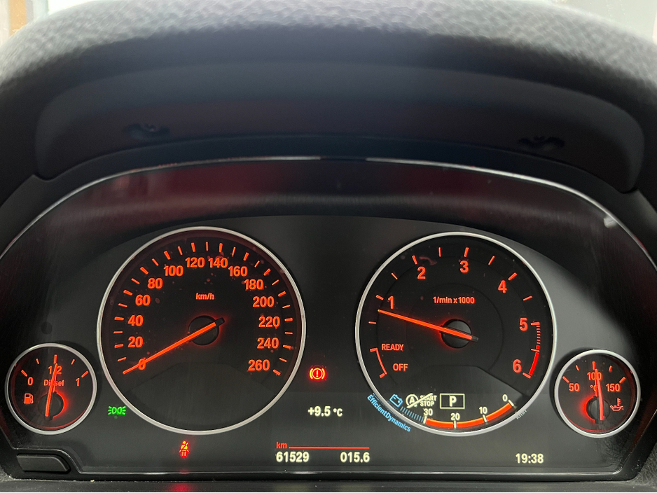 2019 BMW 3 Series - image 24