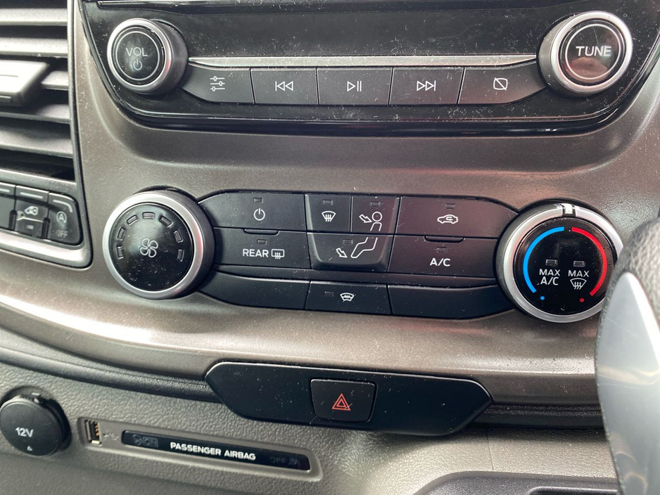 2022 Ford Transit - image 16