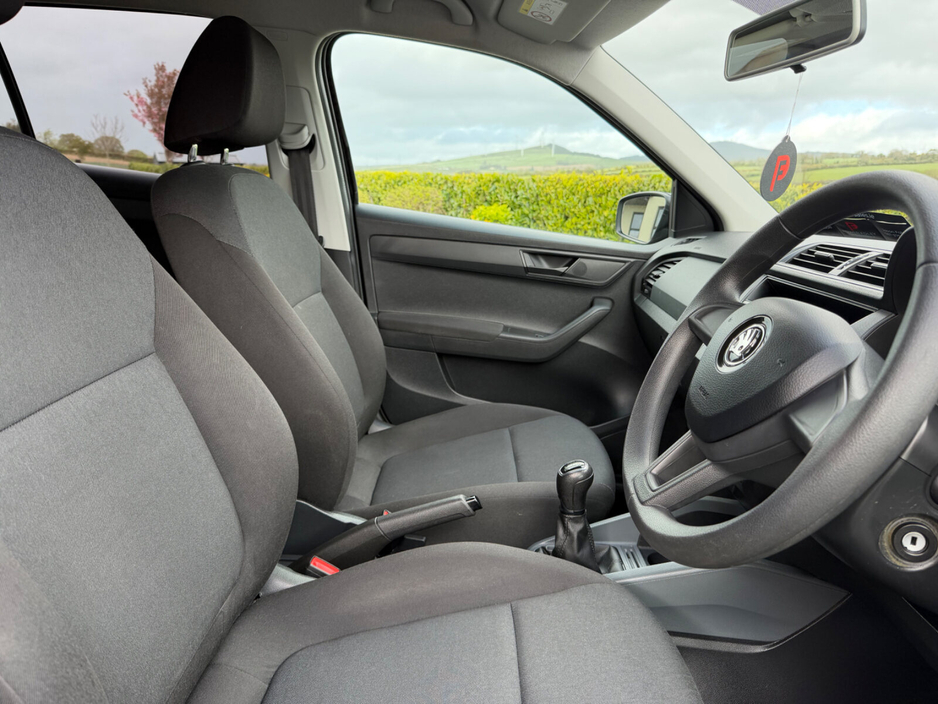 2019 Skoda Fabia - image 12