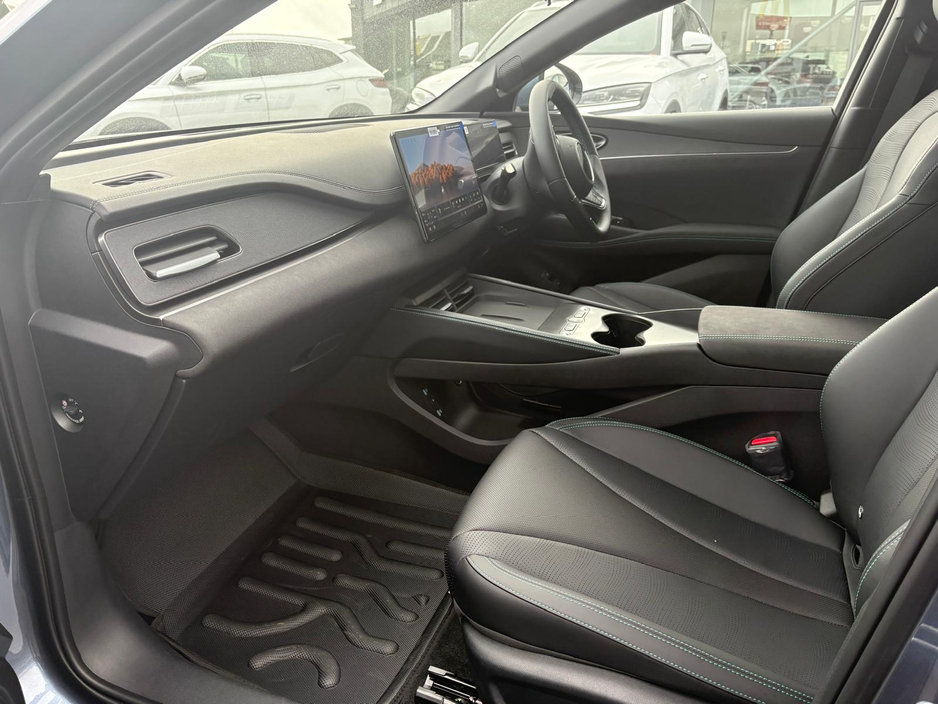 2026 BYD Seal 6 - image 2