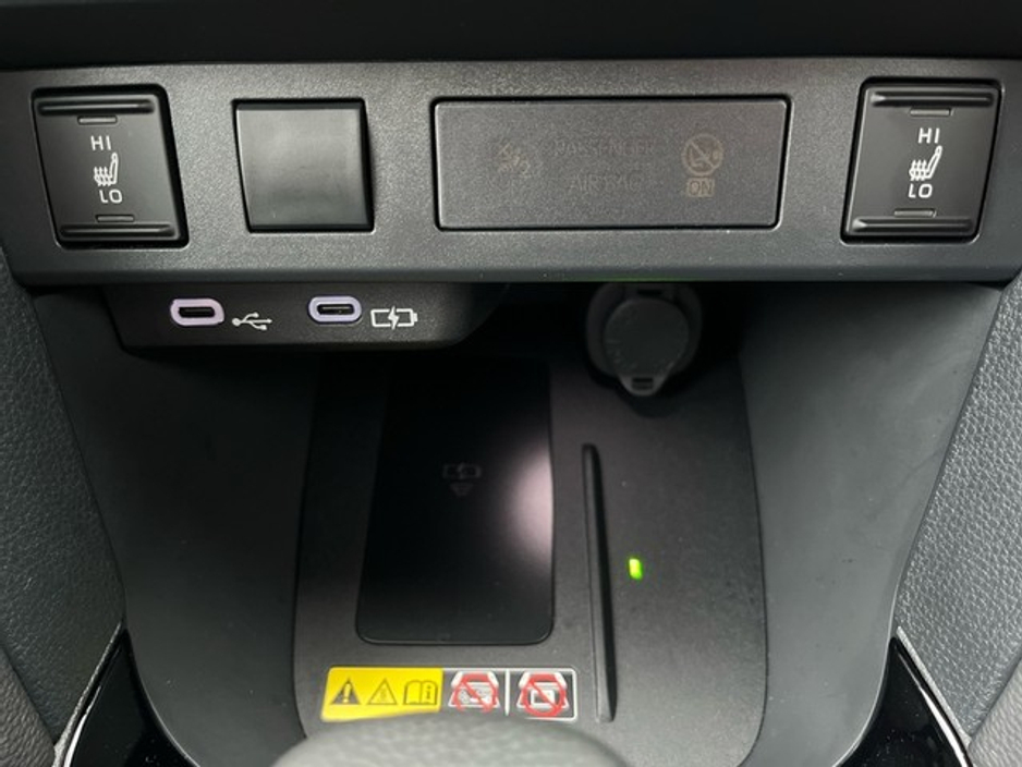 2025 Toyota Yaris Cross YARIS CROSS SOL €37,888