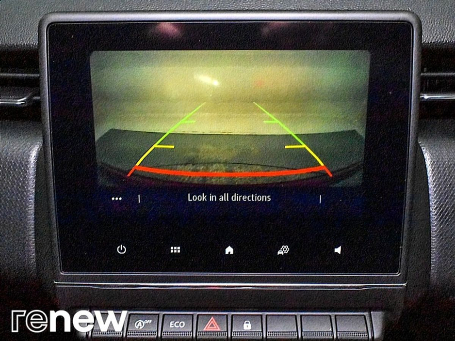 2021 Renault Clio - image 26