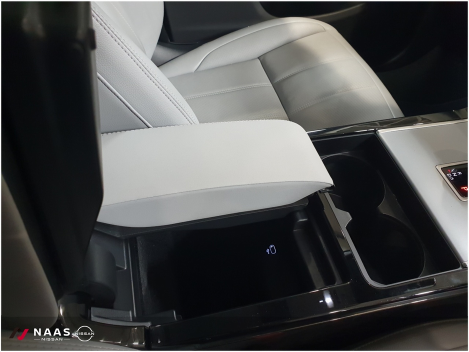 2024 Land Rover Range Rover Evoque S PHEV