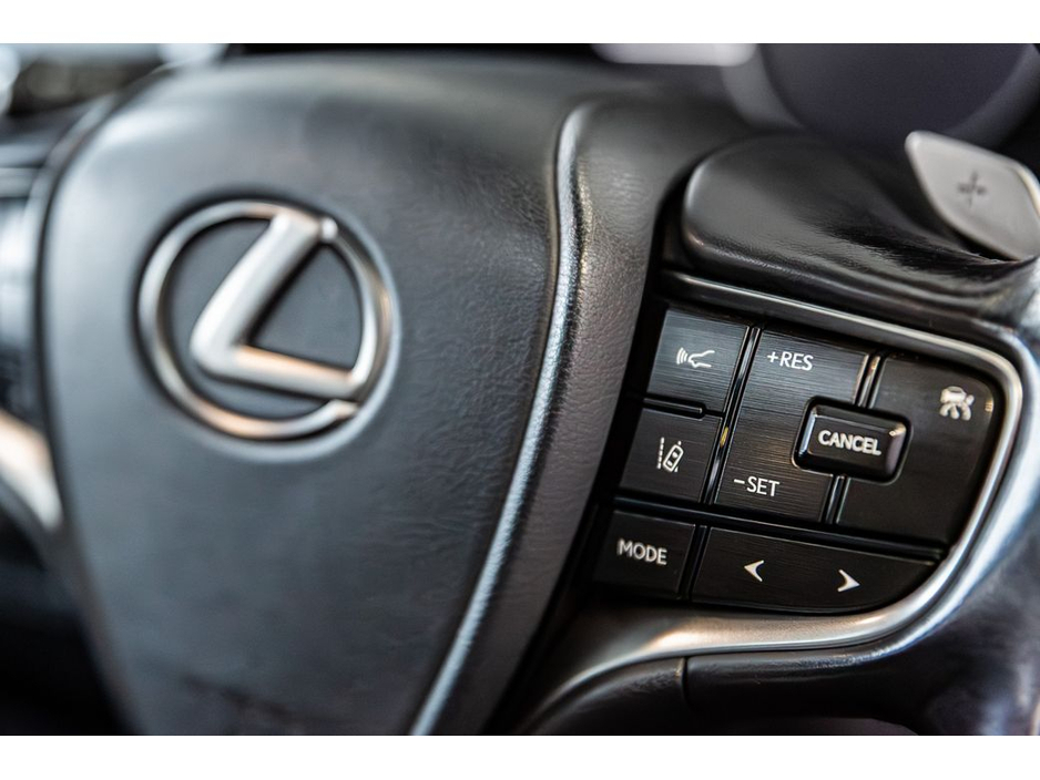 2022 Lexus ES 300 H ES Premuim Edition €39,899