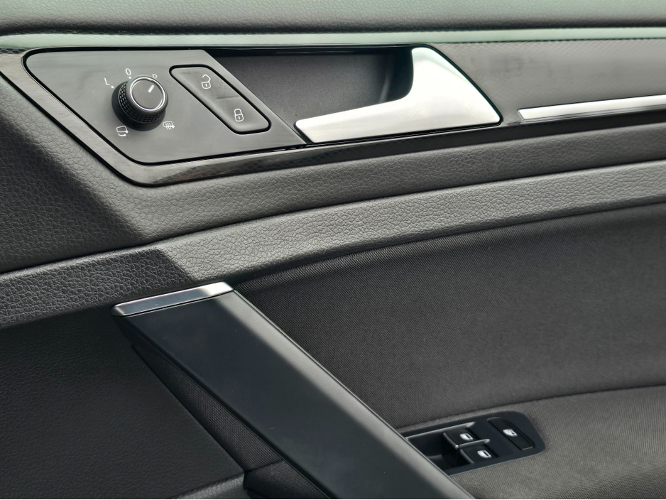 2017 Volkswagen Golf 1.4 HIGHLINE EDITION ALCANTARA SEATS REVERSING CAMERA - SIMI DEALER - LOW ROAD TAX BAND €16,750