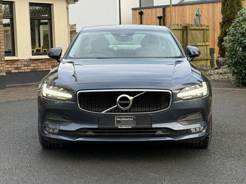 2019 Volvo S90 D4 190hp Momentum Geartronic