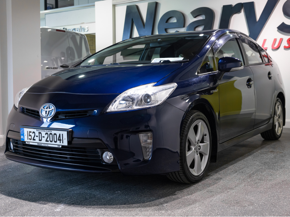 2015 Toyota Prius - image 3