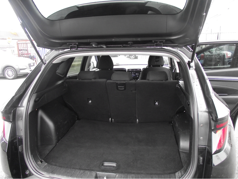 2021 Hyundai Tucson - image 14