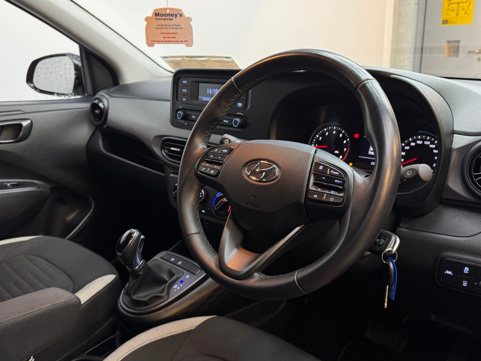 2023 Hyundai i10 i10 Deluxe Auto €19,995