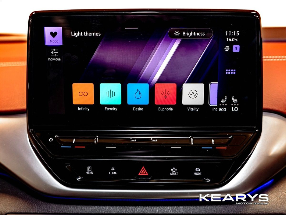 2023 Volkswagen ID.4 - image 28