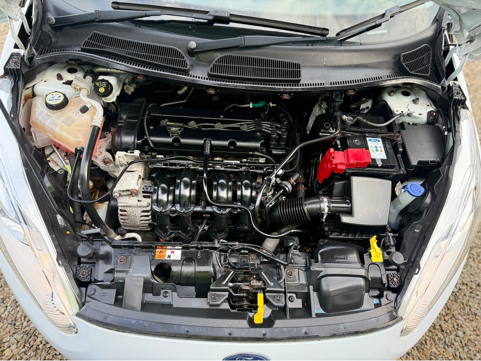 2013 Ford Fiesta ZETEC - 1.2 - LOW MILES - FULL SERVICE HISTORY €7,995