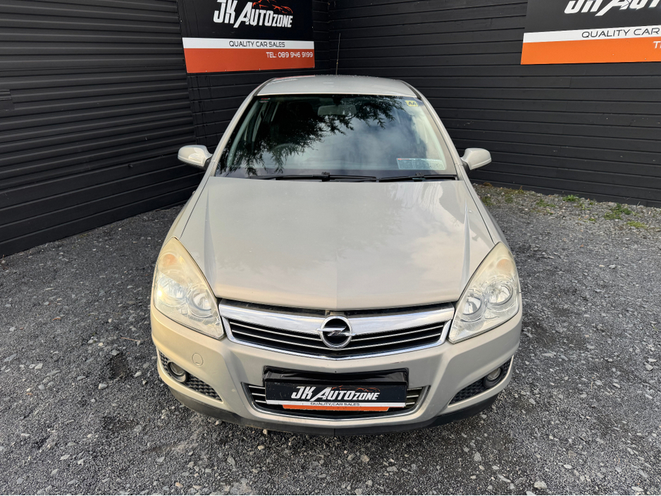 2008 Opel Astra CLUB 1.4 I 16V 5DR €2,495