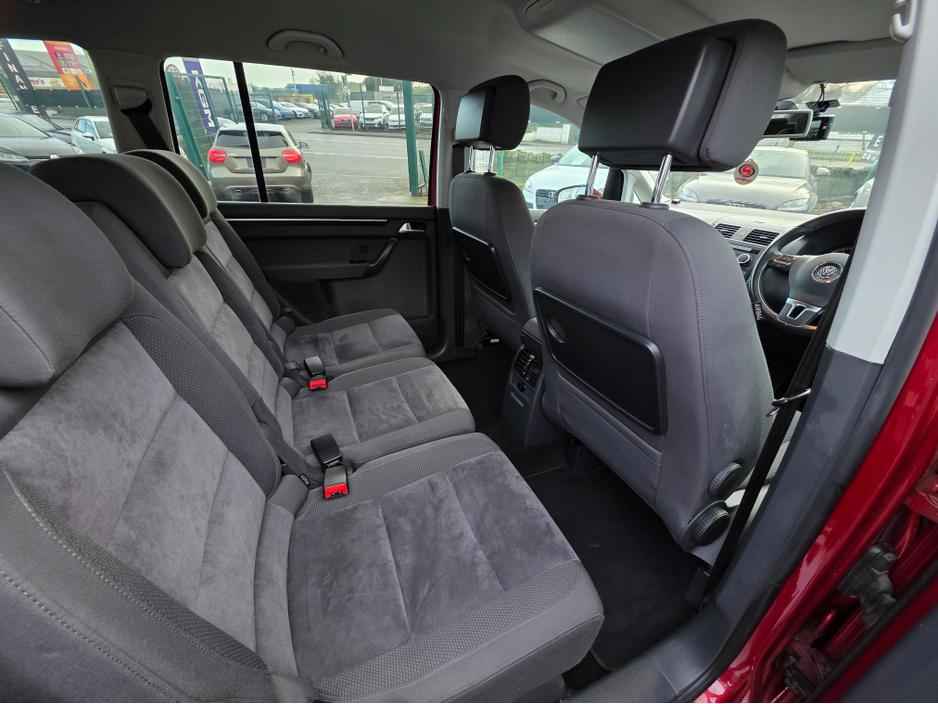 2013 Volkswagen Touran 1.4 TSI HIGHLINE EDITION 7 SEATER ALLOYS SIMI DEALER - SPECIALISING IN IMPORTS OF GERMAN AUTOMATIC HI SPEC CARS