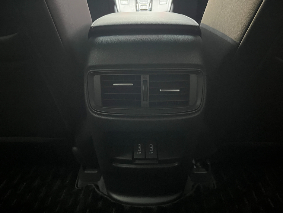 2022 Honda CR-V €34950 2022 HONDA CR-V EHEV EX BLACK EDITION 2.0 AUTOMATIC / CRUISE CONTROL / REVERSE CAMERA / ELECTRIC MEMORY & HEATED SEATS / PANORAMIC SUNROOF / PADDLE SHIFTERS €34,950