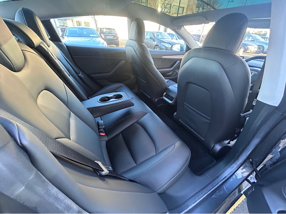 2023 Tesla Model 3 DUAL MOTOR LONG RANGE AWD €30,995