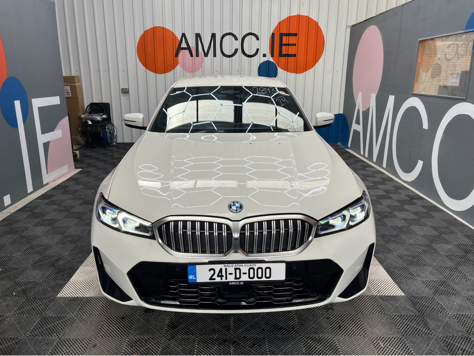 2024 BMW 3 Series - image 6