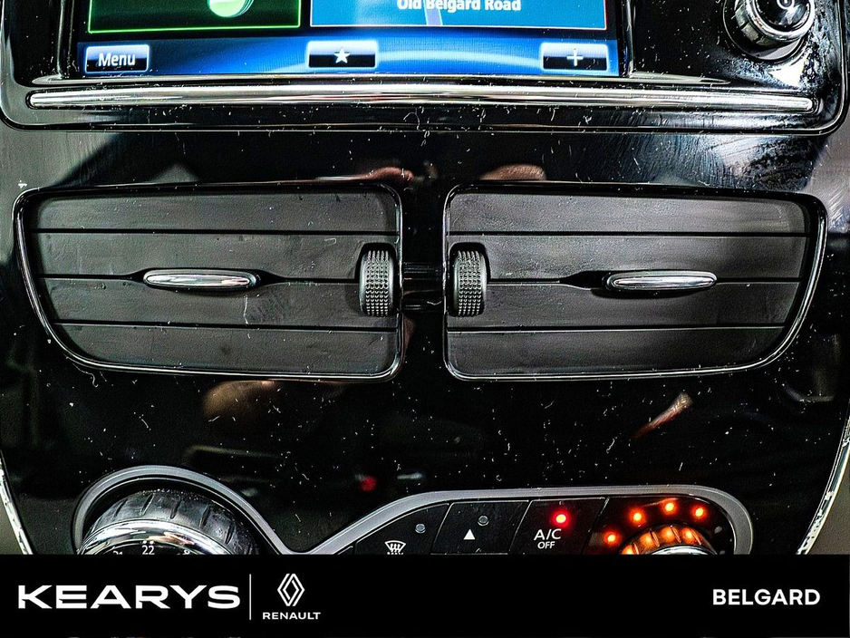 2016 Renault Zoe - image 23