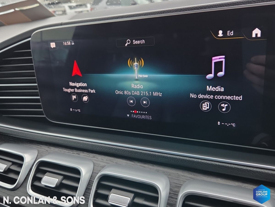 2021 Mercedes-Benz GLE Class - image 13