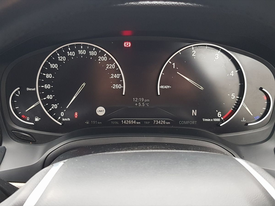 2019 BMW 3 Series - image 9