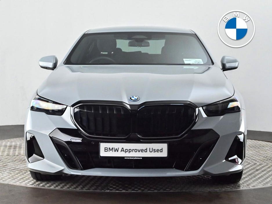 2025 BMW 5 Series 530e M Sport Pro Saloon €75,900