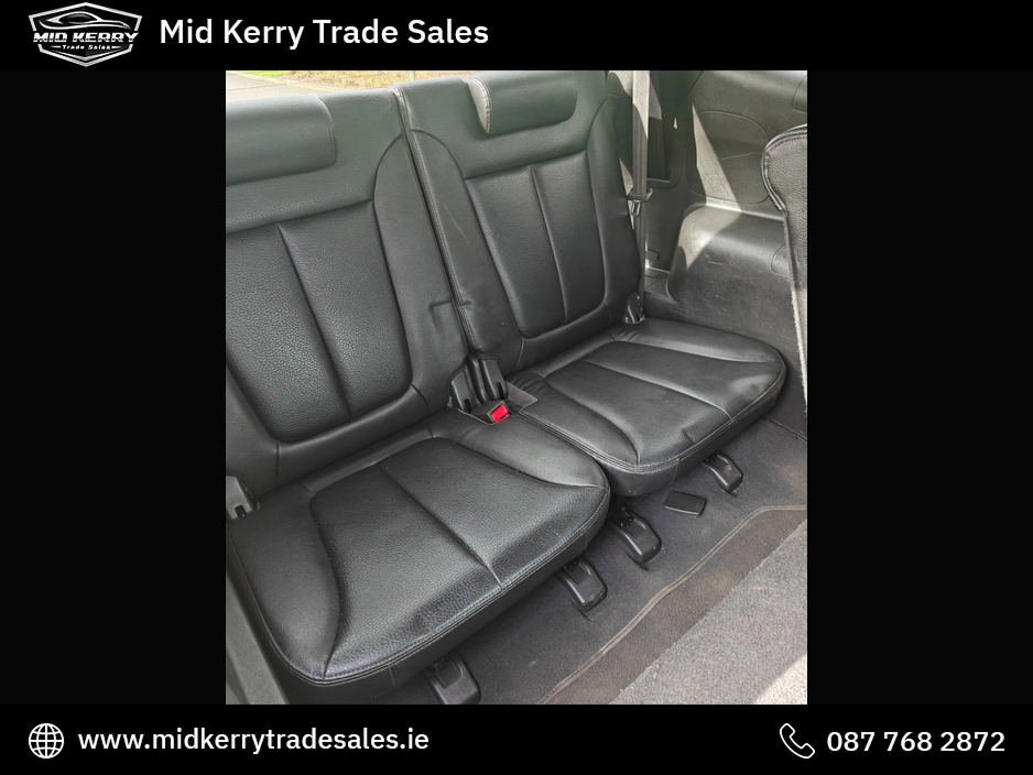 2011 Hyundai Santa Fe - image 14