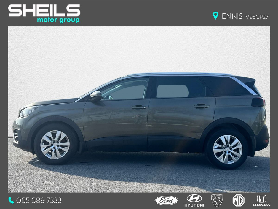 2021 Peugeot 5008 - image 6