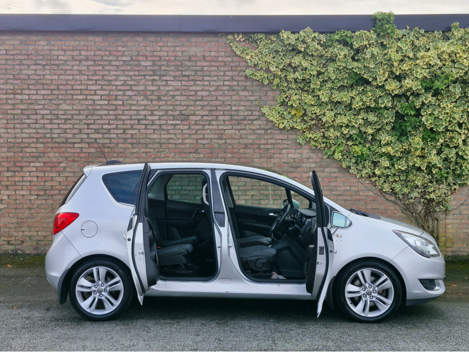 2017 Opel Meriva - image 21