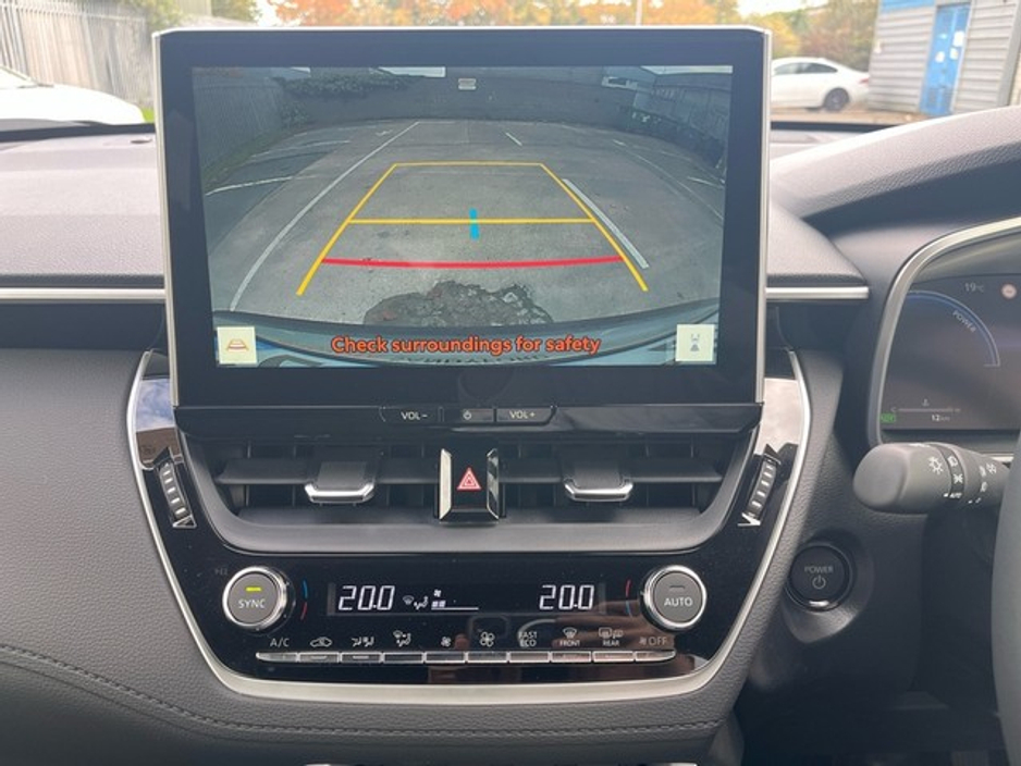 2025 Toyota Corolla Cross - image 16