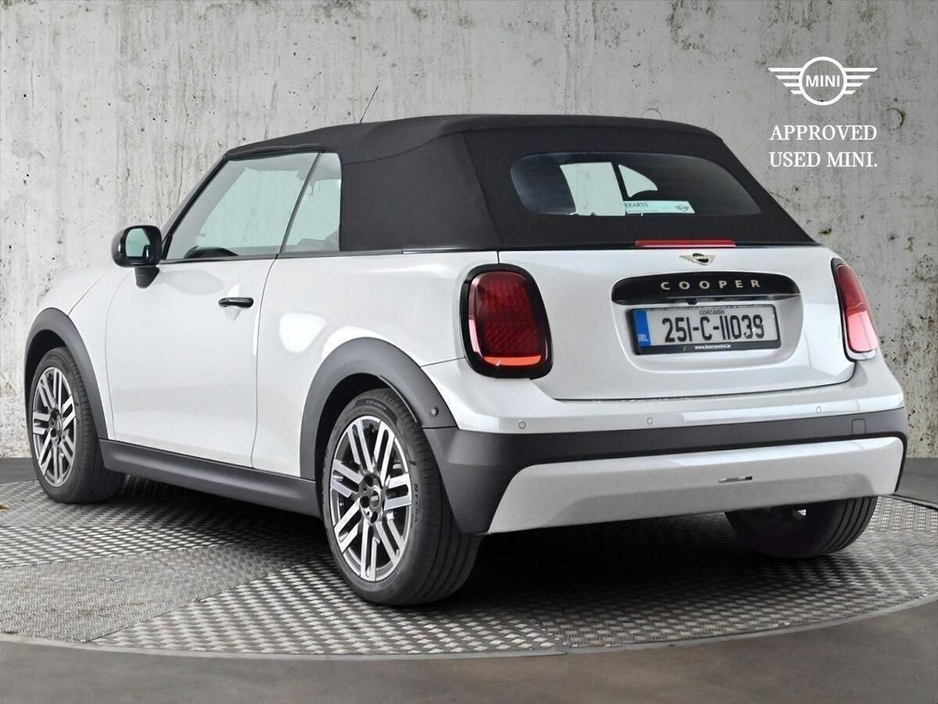 2025 MINI Hatch Cooper C €44,900