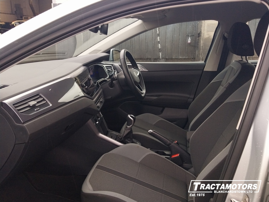 2024 Volkswagen Polo - image 4