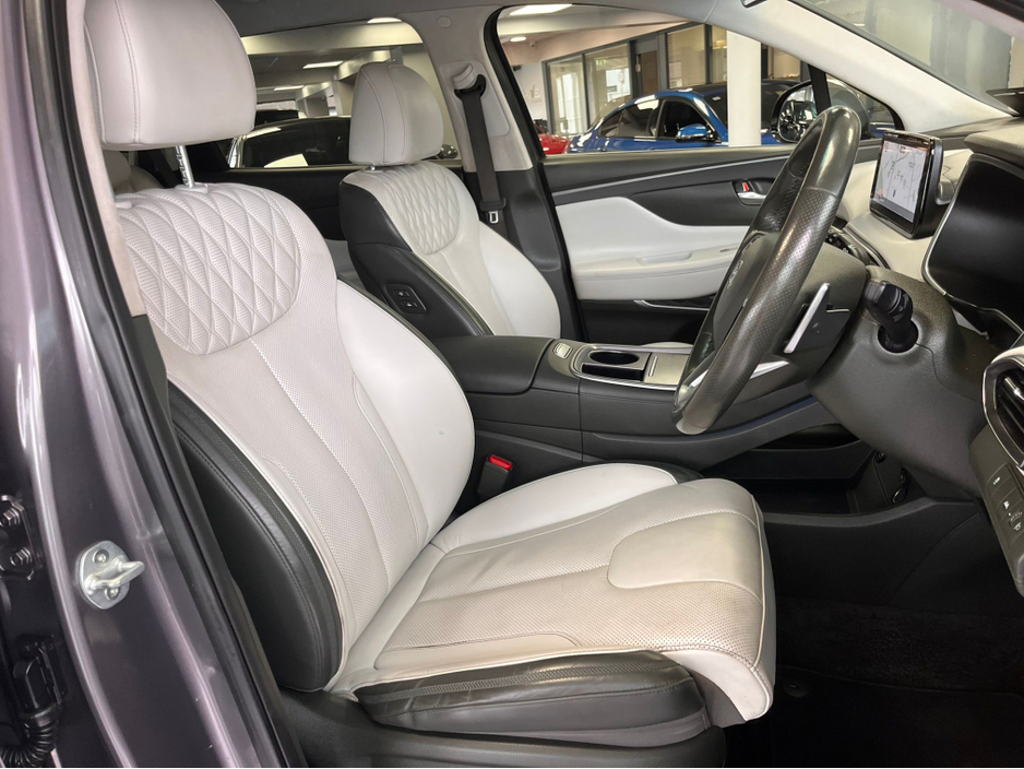 2021 Hyundai Santa Fe - image 11