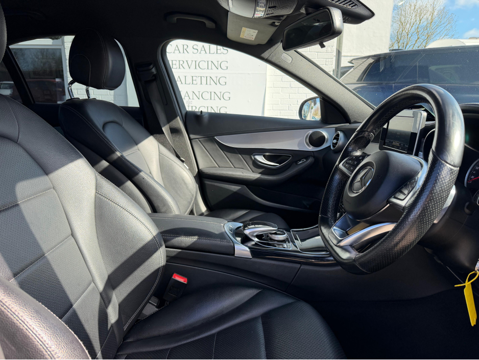 2016 Mercedes-Benz C Class - image 12