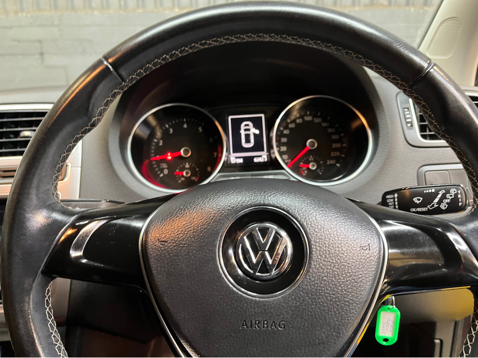 2015 Volkswagen Polo 2015 auto €10,495