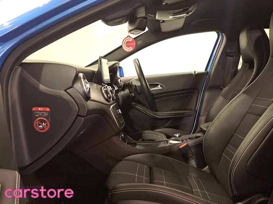 2016 Mercedes-Benz GLA Class - image 12