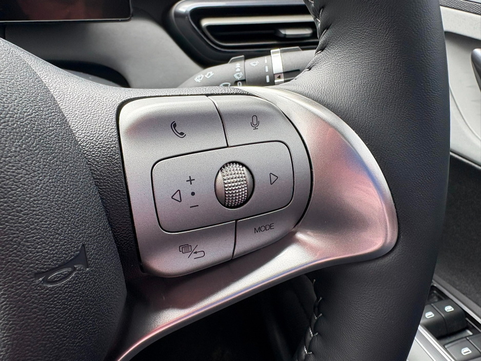 2025 BYD Dolphin Surf - image 18