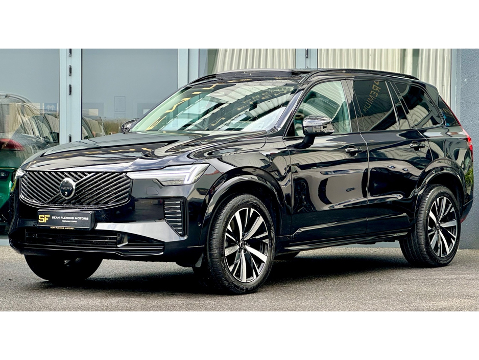 2025 Volvo XC90 - image 2