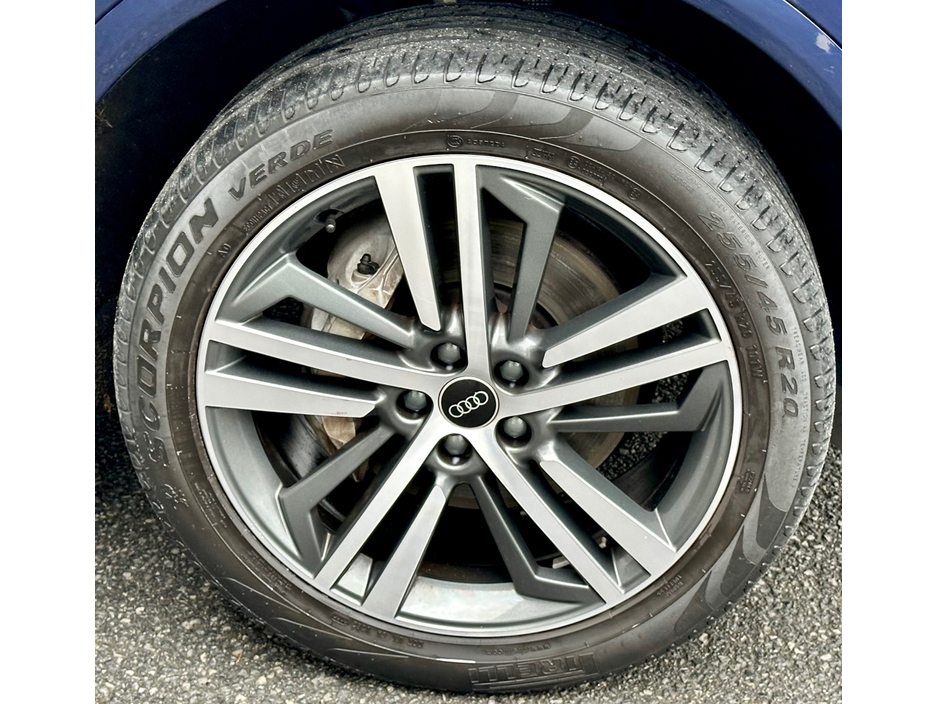 2023 Audi Q5 ++LOW KM++ TFSIe 50 QUATTRO  S LINE €49,950