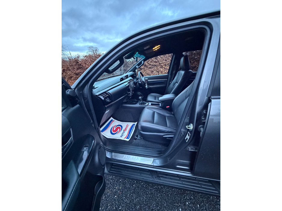 2021 Toyota Hilux 2021 Toyota Hilux Invincible X 2.8 Auto 5 Seat N1 €38,950
