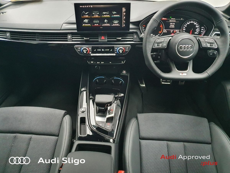 2022 Audi A4 - image 12