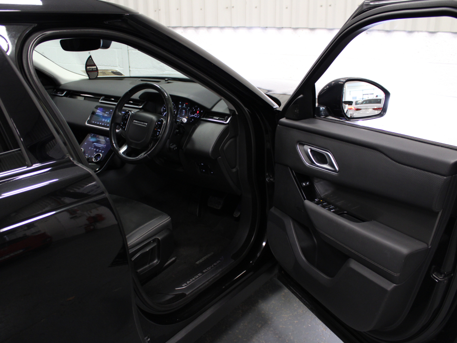 2020 Land Rover Range Rover Velar - image 23