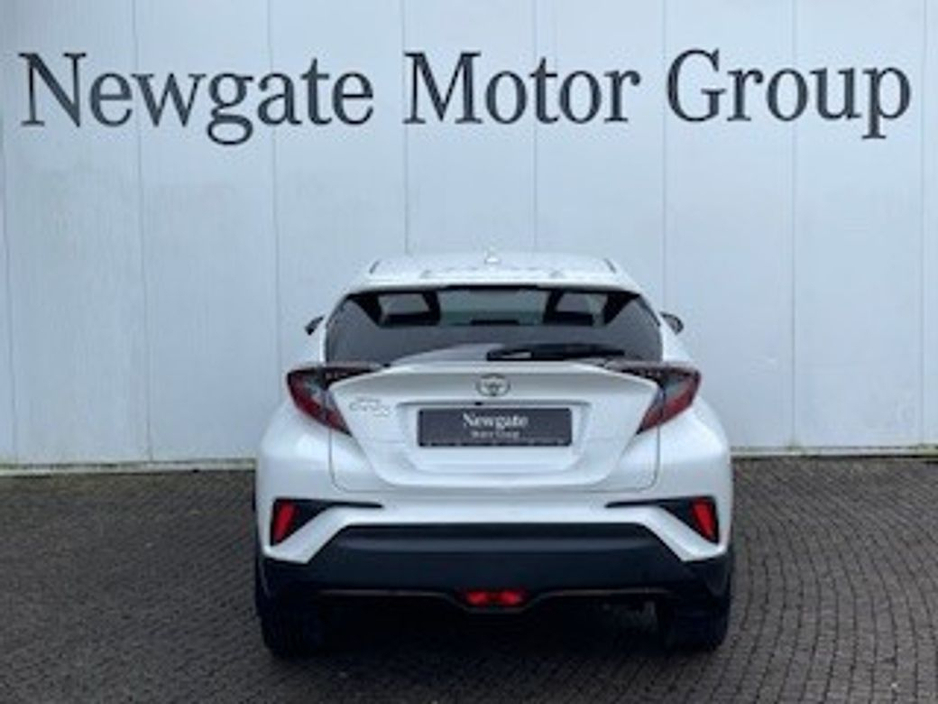 2022 Toyota C-HR 1.8 Hybrid Sol €25,950