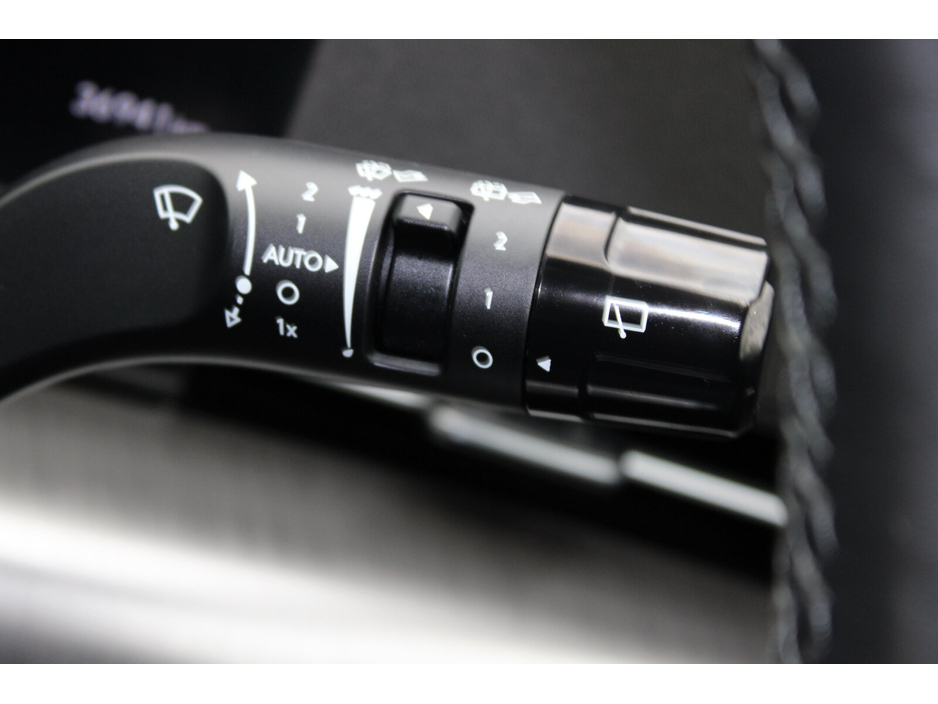 2023 Hyundai Kona 1.6 HYBRID Elegance Auto €31,950