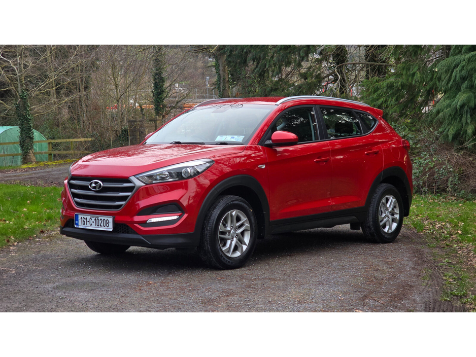 2016 Hyundai Tucson - image 9