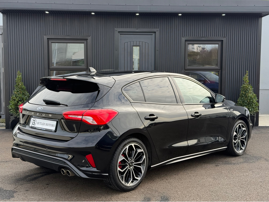 2021 Ford Focus - image 14