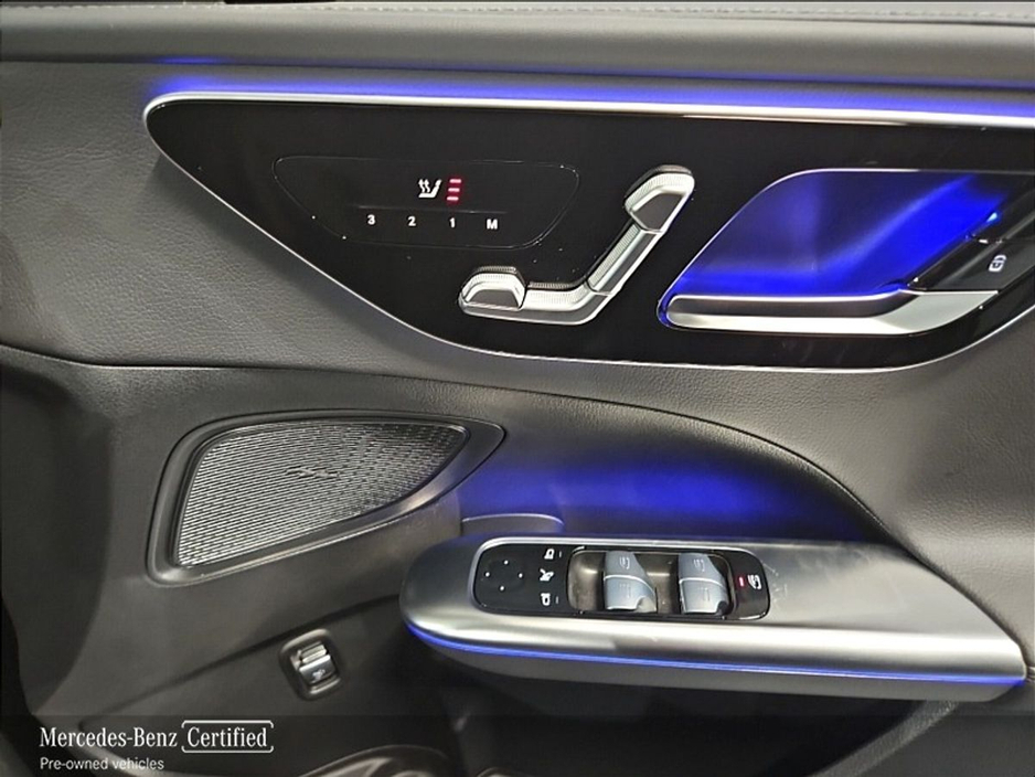 2025 Mercedes-Benz C Class C200D AMG Line Plus with Nightpack/Upgraded Alloy €60,950