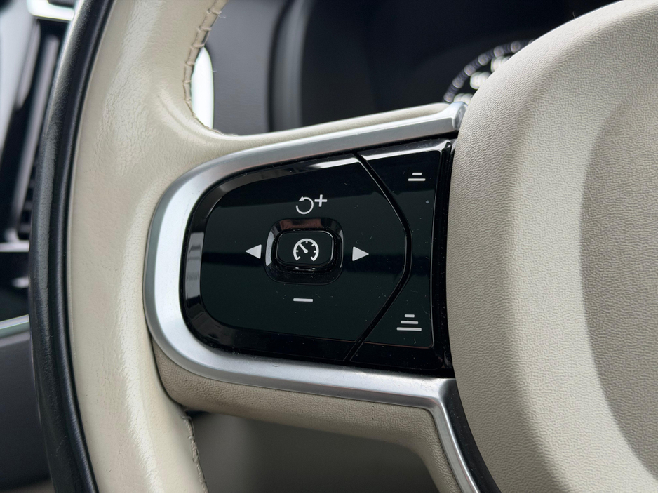 2020 Volvo XC90 AWD INSCRIPTION 2.0 D AUTO €47,950